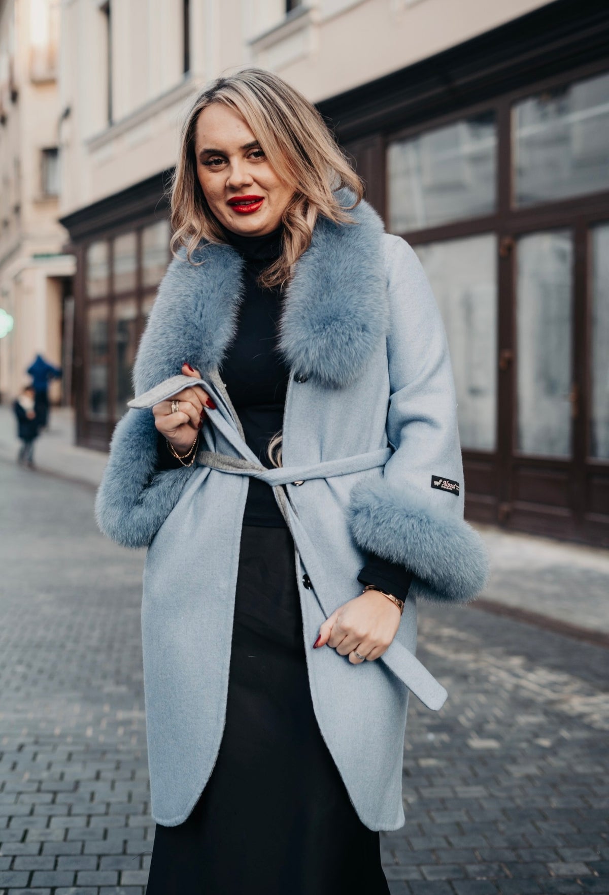 Alpaca cu guler și manșete din vulpe-BLUE